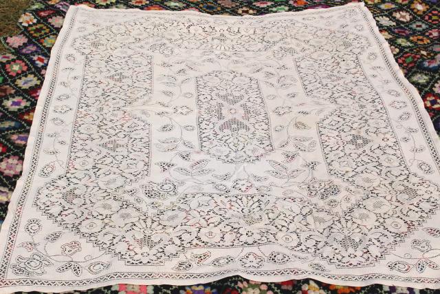 photo of vintage cotton lace tablecloths, shabby chic cottage farmhouse table style #6