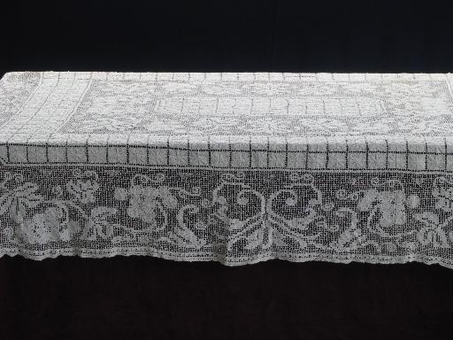 photo of vintage cotton needle lace tablecloth, grapes and grape leaves on net #2