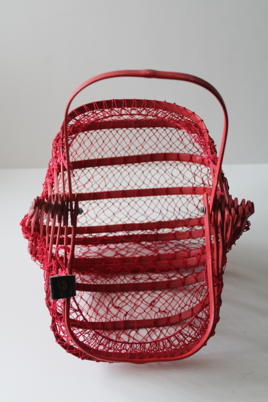photo of vintage cotton net bamboo market basket, summer beach tote folding travel bag fits in pocket or purse  #3