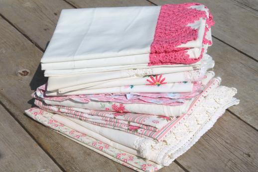 photo of vintage cotton pillowcases w/ print borders & feed sack fabric trims, shabby cottage bedding lot #1