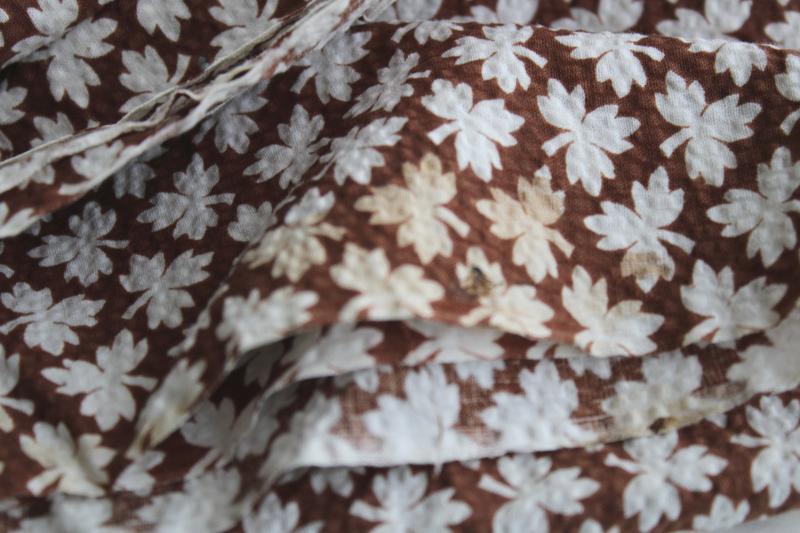 photo of vintage cotton plisse fabric w/ leaf print, tiny leaves white on brown #3