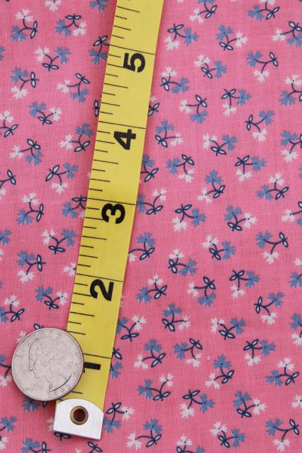 photo of vintage cotton quilting fabric lot, retro pink solid & tiny flower prints #3