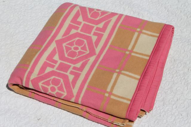 photo of vintage cotton / rayon camp blanket, pink & tan plush bed blanket never used #3