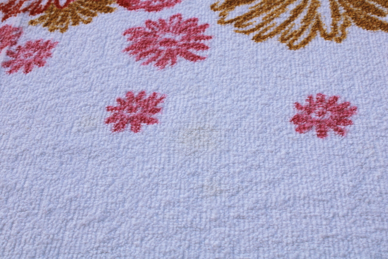 photo of vintage cotton terry cloth tablecloth, bright flowered print towel fabric casual patio picnic table  #4