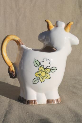 photo of vintage cow shaped milk pitcher, shy smiling cow w/ flower power daisies! #4