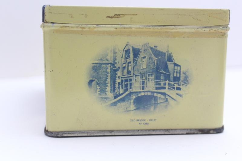 photo of vintage cracker tin, Holland Cheese crackers advertising w/ cows & Dutch scene #4