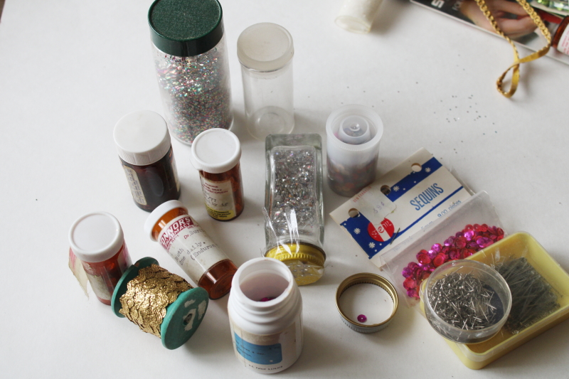 photo of vintage craft supplies lot, trim, beads, sequins, glitter for making Christmas ornaments #3