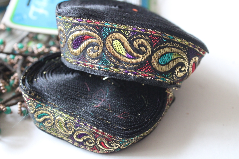 photo of vintage craft supplies lot, trim, beads, sequins, glitter for making Christmas ornaments #7