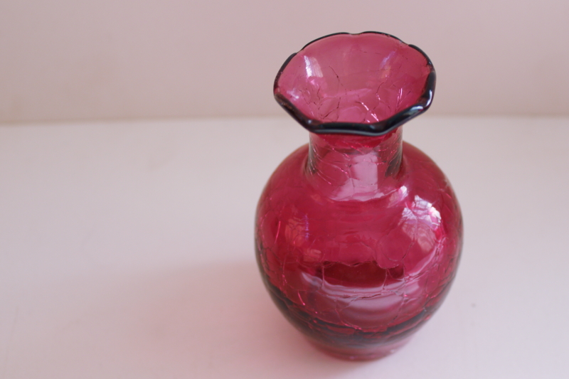 photo of vintage cranberry red crackle glass vase, hand blown art glass Pilgrim label  #3
