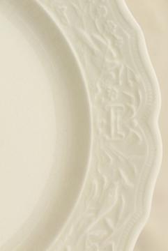 catalog photo of vintage creamware china plates, Vogue embossed border Mount Clemens pottery