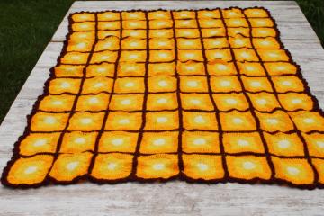 catalog photo of vintage crochet afghan throw blanket, late summer sunflowers fall harvest season colors 
