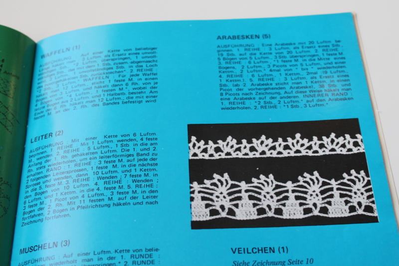 photo of vintage crochet booklet, rare German language crocheted lace edgings & doily patterns #4