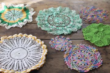 catalog photo of vintage crochet doily lot, doilies in bright & pastel colors for spring