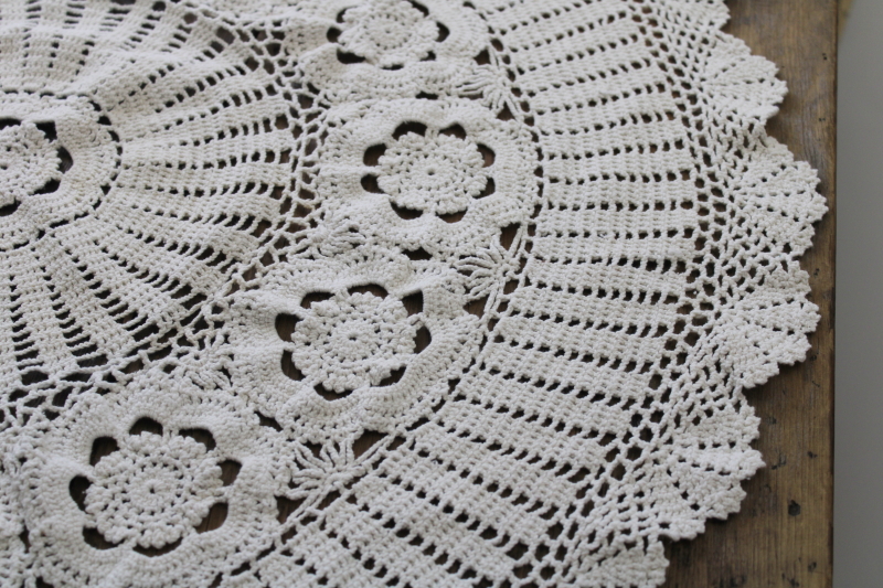 photo of vintage crochet lace centerpiece, small tablecloth or big doily boho hippie girl wall hanging #2