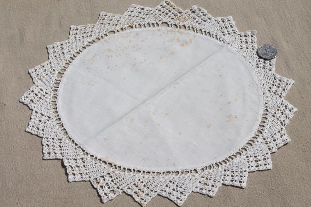 photo of vintage crochet lace doilies & embroidered rounds table mats w/ lacy edgings #2