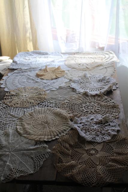 photo of vintage crochet lace doily lot, 16 lace doilies & centerpieces, table covers #1