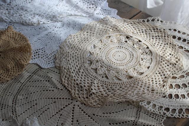 photo of vintage crochet lace doily lot, 16 lace doilies & centerpieces, table covers #4