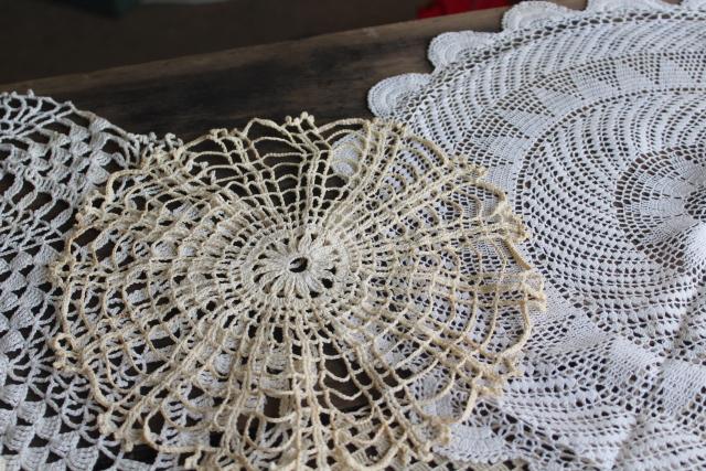 photo of vintage crochet lace doily lot, 16 lace doilies & centerpieces, table covers #6