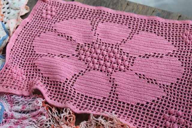 photo of vintage crochet lace doily lot in pretty colored thread, flower doilies and table mats #2