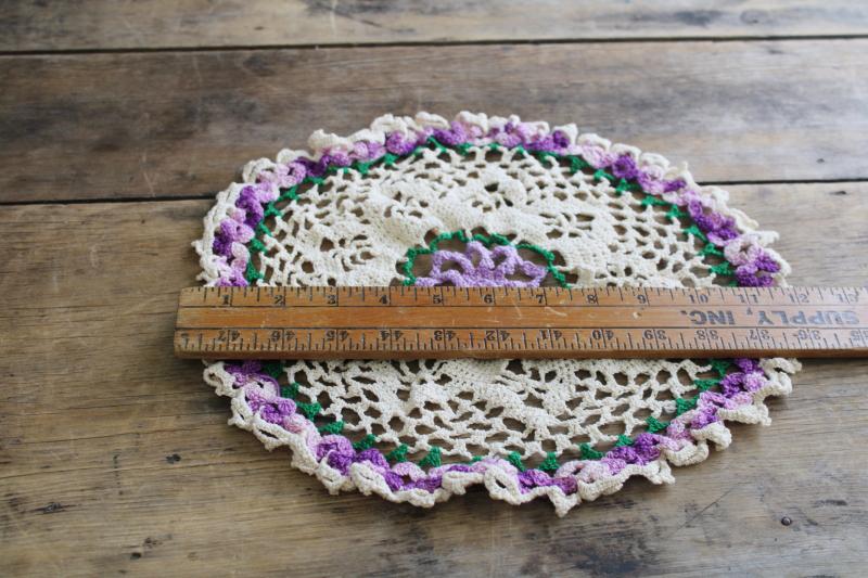 photo of vintage crochet lace doily lot in pretty colored thread, flower doilies and table mats #4