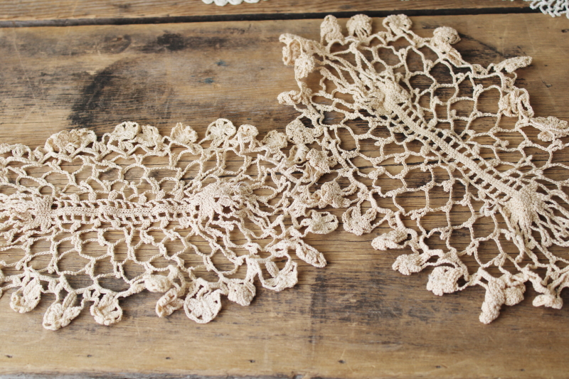 photo of vintage crochet lace doily lot, oval doilies, centerpieces, table mats #6