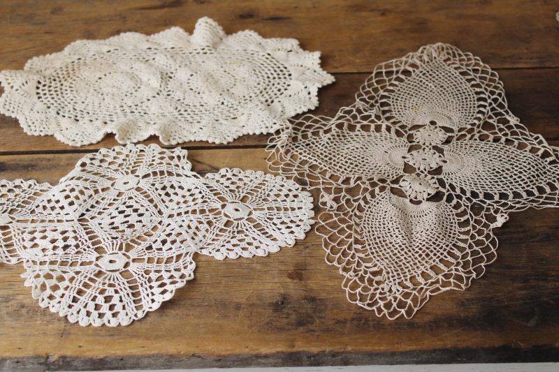 photo of vintage crochet lace doily lot, oval doilies, centerpieces, table mats #12