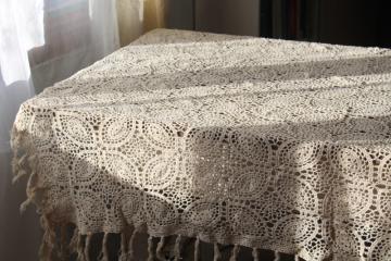 catalog photo of vintage crochet lace fringed table cover or throw, creamy ivory cotton lace tablecloth