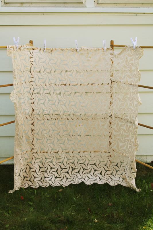 photo of vintage crochet lace tablecloth, lacy pinwheels shabby chic cottage decor #1