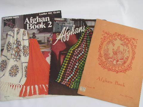 photo of vintage crochet pattern booklets lot, crocheted afghans, throws, lap blankets #3