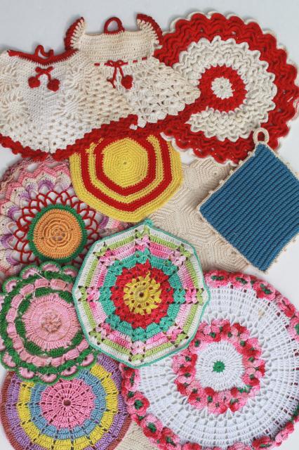 photo of vintage crochet potholders, lot of kitchen pot holders, hot mats, trivets  #1