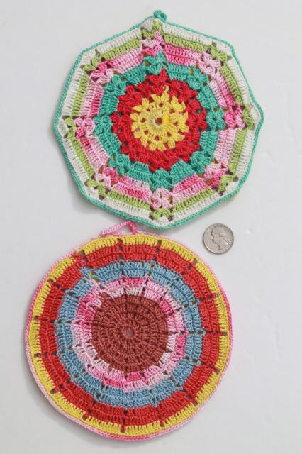 photo of vintage crochet potholders, lot of kitchen pot holders, hot mats, trivets  #6