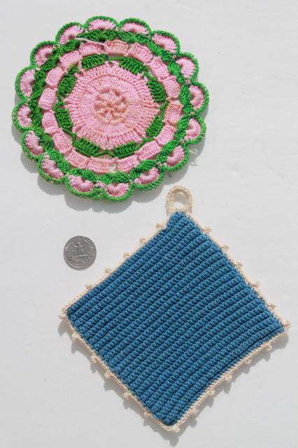 photo of vintage crochet potholders, lot of kitchen pot holders, hot mats, trivets  #7