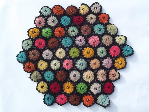 photo of vintage crochet wool yarn table mat, bright fluff flowers w/ blac #2