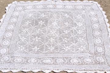 catalog photo of vintage crocheted lace tablecloths, large crochet doily centerpiece and card table cloth