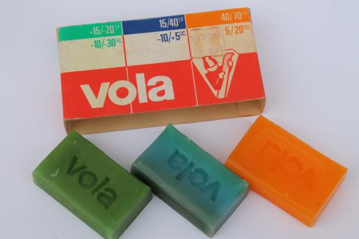 photo of vintage cross country ski wax, retro 60s or 70s skiing wax, Vola Swix Klister-vox #4