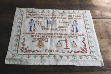 catalog photo of vintage cross stitch embroidered sampler Pledge of Allegiance w/ US flag patriotic Americana 