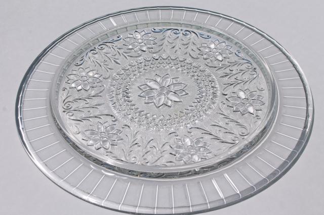 photo of vintage crystal clear Indiana glass sandwich pattern cake / torte plate #3