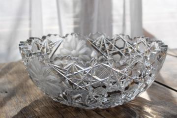 catalog photo of vintage crystal clear glass bowl, daisy or cosmos flower pattern glassware