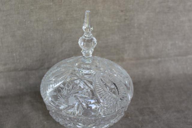 photo of vintage crystal clear glass candy dish, pinwheel pattern three toed bowl w/ lid #2