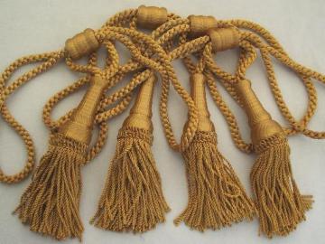 catalog photo of vintage curtain tie-backs, antique gold bullion fringe, large tassels 