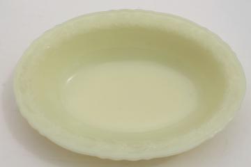 catalog photo of vintage custard glass bowl, McKee laurel border pattern depression glass