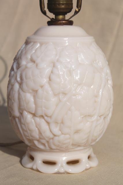 photo of vintage custard milk glass lamp, opalescent ivory Aladdin lamp w/ flower wreath finial #6