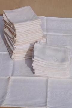 catalog photo of vintage damask cloth napkins embroidered w/ R monogram, cotton or linen damask table linens