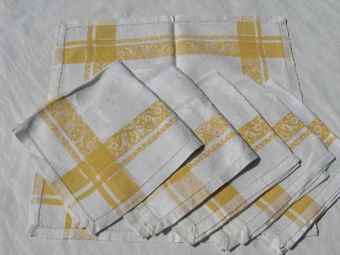 photo of vintage damask luncheon or dinner napkins, yellow gold jacquard border #2