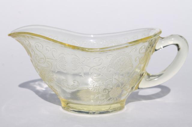 photo of vintage depression glass yellow Hazel Atlas Florentine #2 poppy bowl, gravy & cream pitcher #8