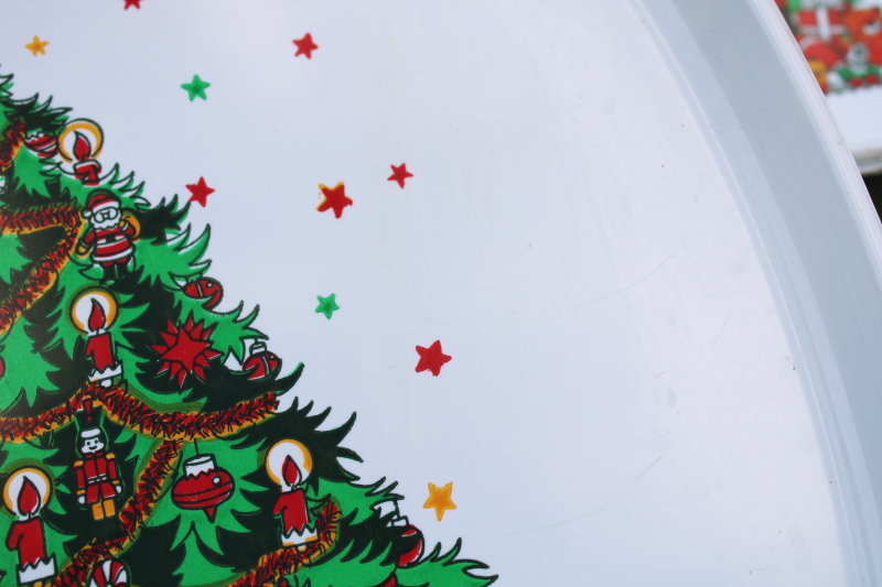 photo of vintage disposable plastic trays for cookies or party food, Christmas tree print holiday tableware #8