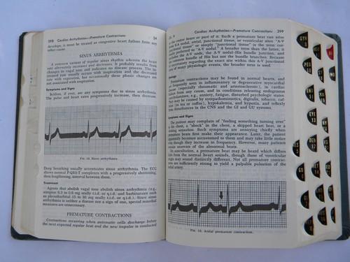 photo of vintage doctor's medical book 1972 Merck Manual medicine reference #3