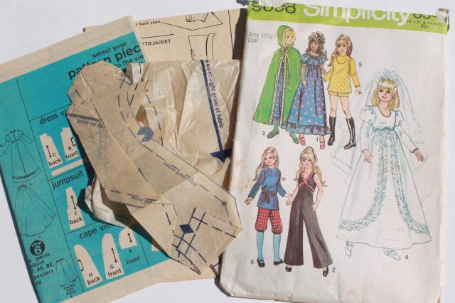photo of vintage doll clothes sewing patterns lot, fashion dolls Barbie & Ken wardrobe etc #11