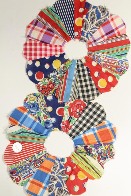 photo of vintage dresden plate quilt blocks, cotton prints 1930s - 1950s hand sewn patchwork #4