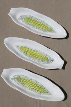 catalog photo of vintage earthenware corn dishes, sweet corn plates w/ ears of corn transferware pattern